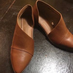 Women’s size 11 dress shoes